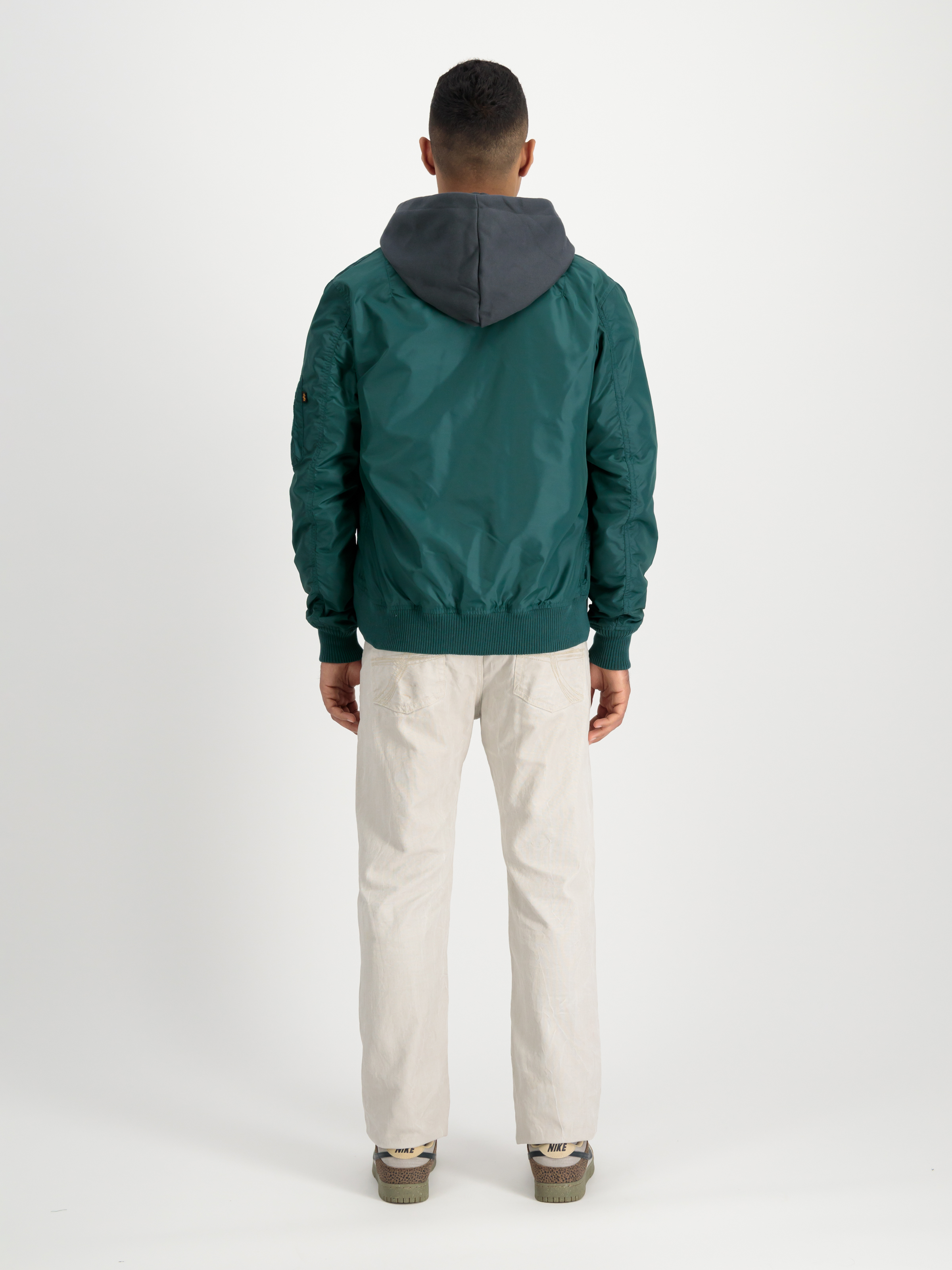 MA-1 TT Two Tone Bomber Jacket Force Green 191103_720_2_model_00002_97125