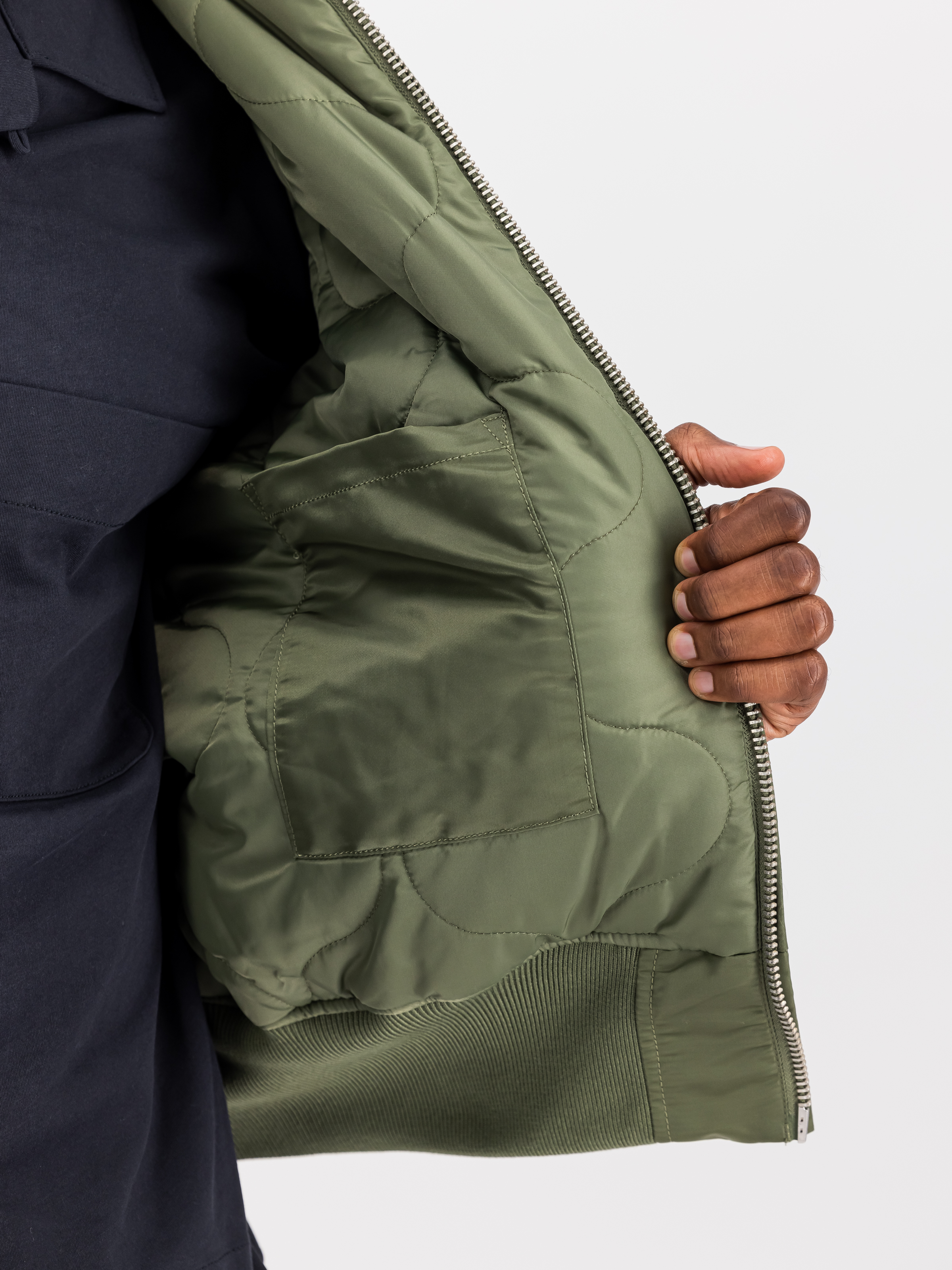 CWU-45 Heritage Bomber Jacket sage-green 100102_01_3_detail_00001_102182