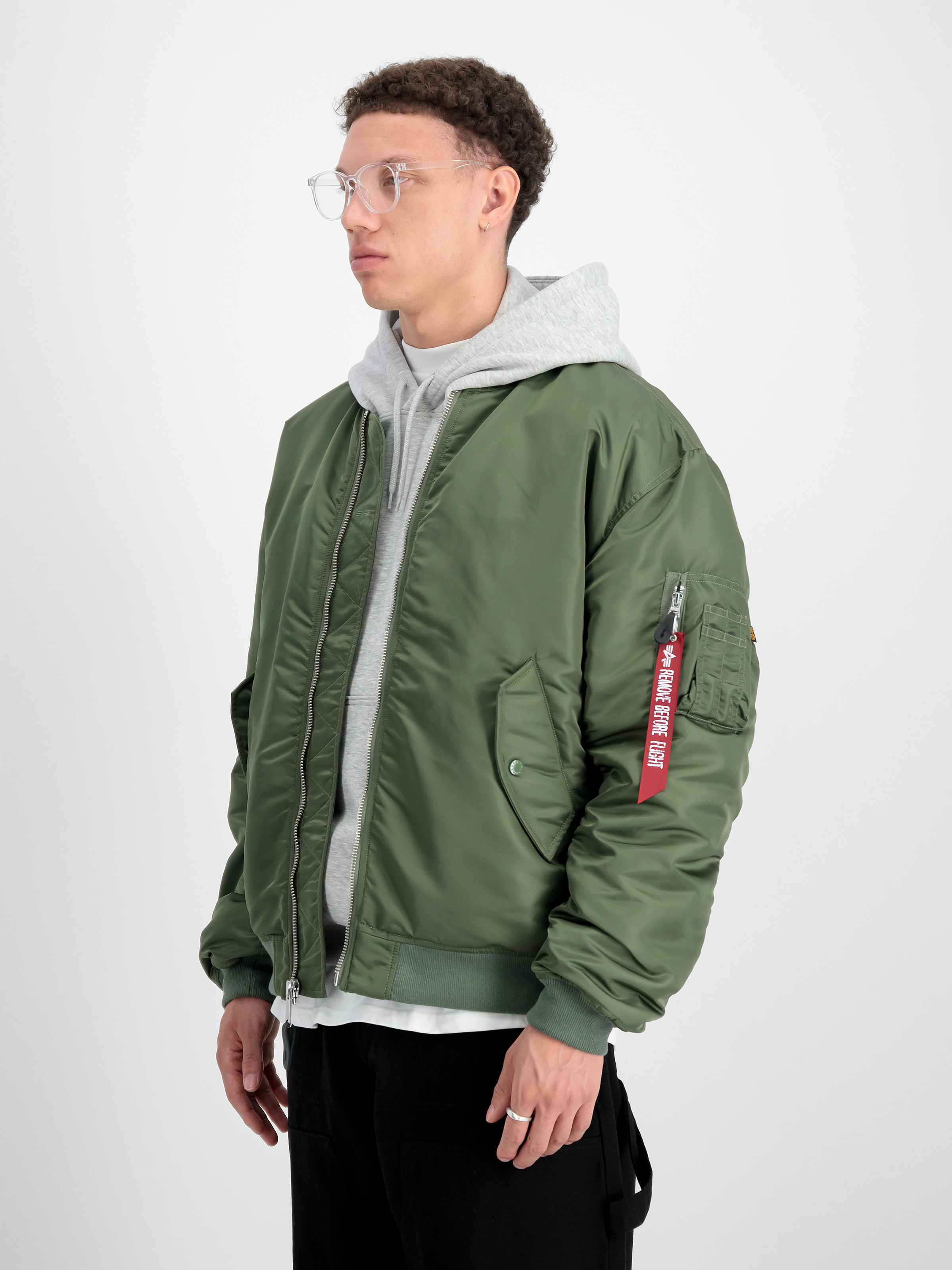 MA-1 Core Summer Bomber Jacket sage-green 136136_01_2_model_00003_97741