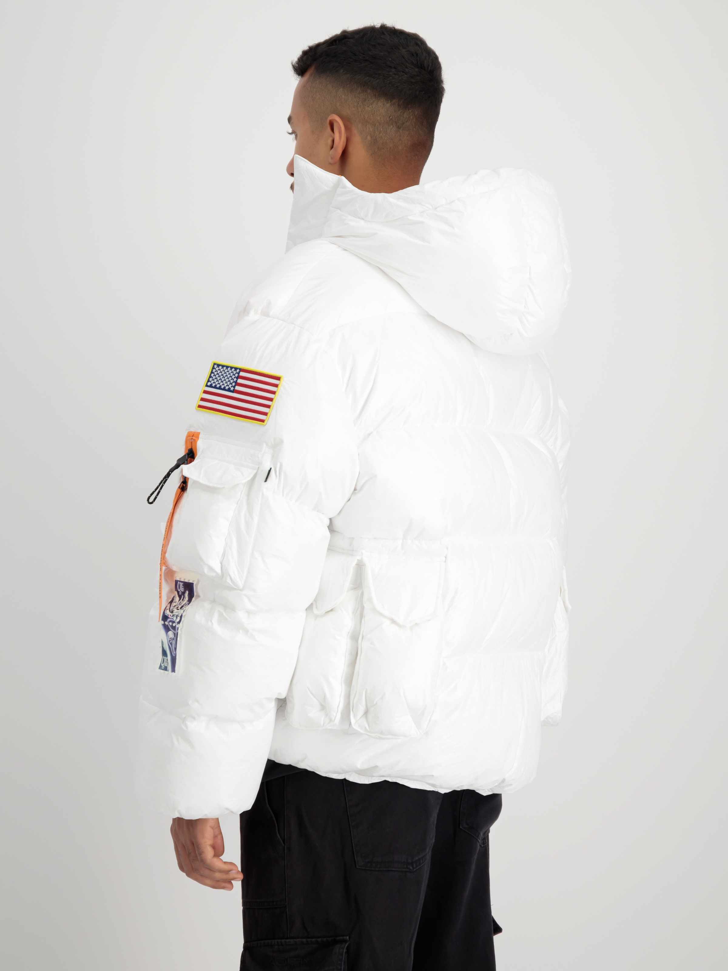 NASA Puffer Artemis Winter Jacket white 148136_09_2_model_00004_98794