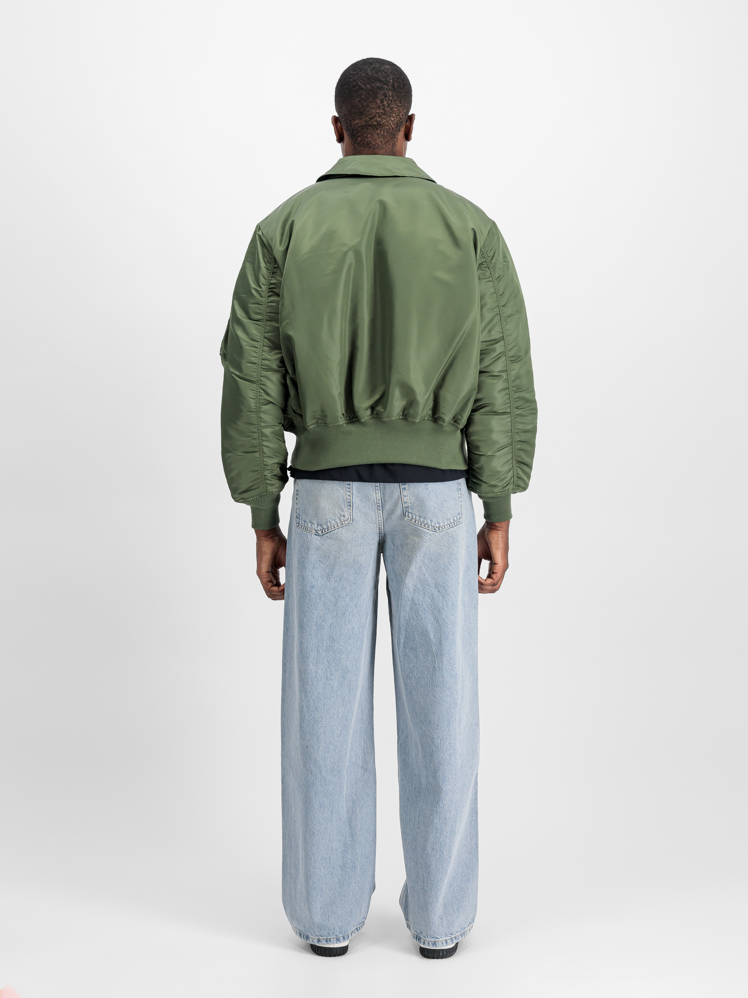 CWU-45 Heritage Bomber Jacket sage-green 100102_01_2_model_00002_102179