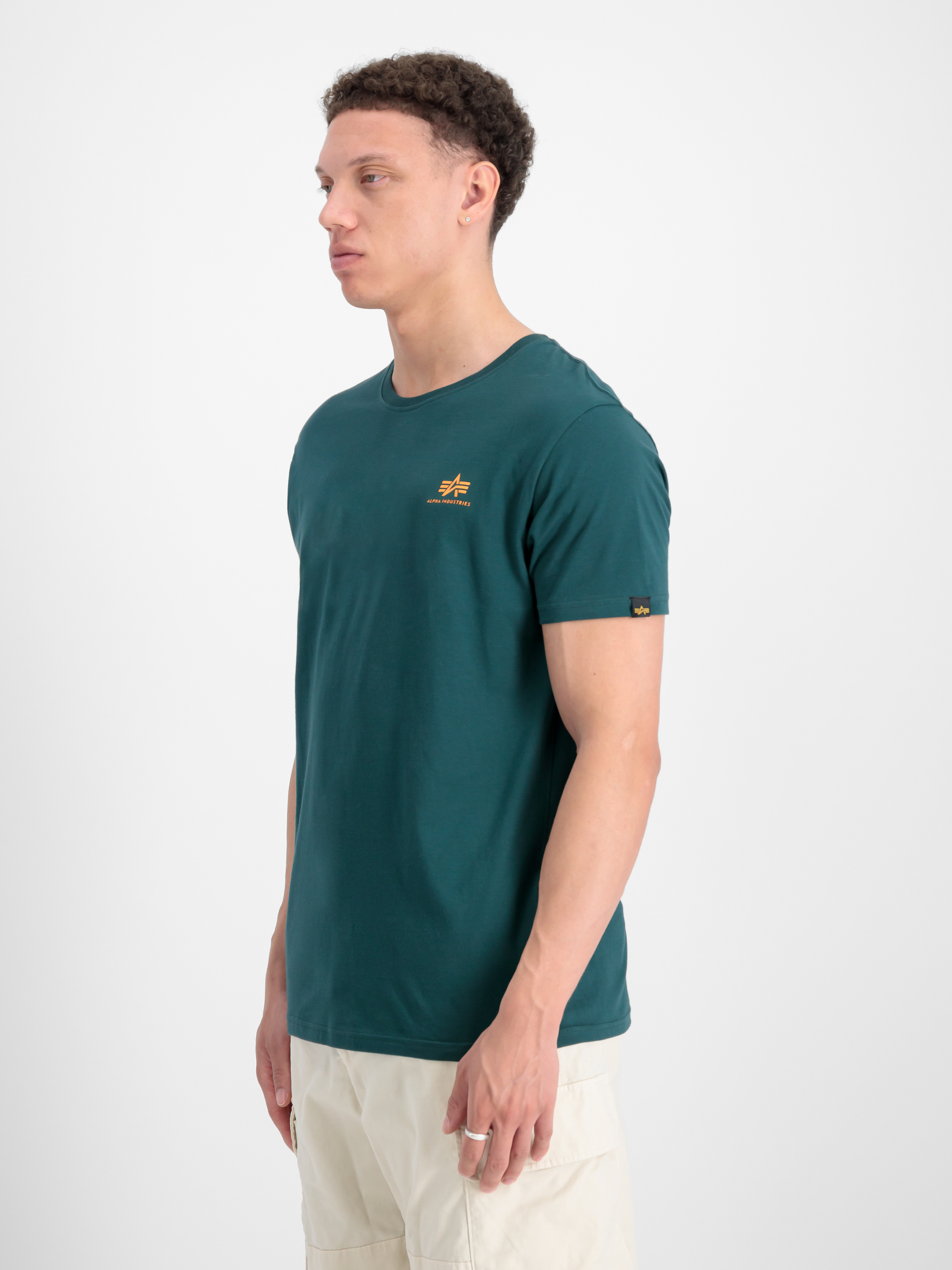 Basic Small Logo T-Shirt Force Green 188505_720_2_model_00003_97227