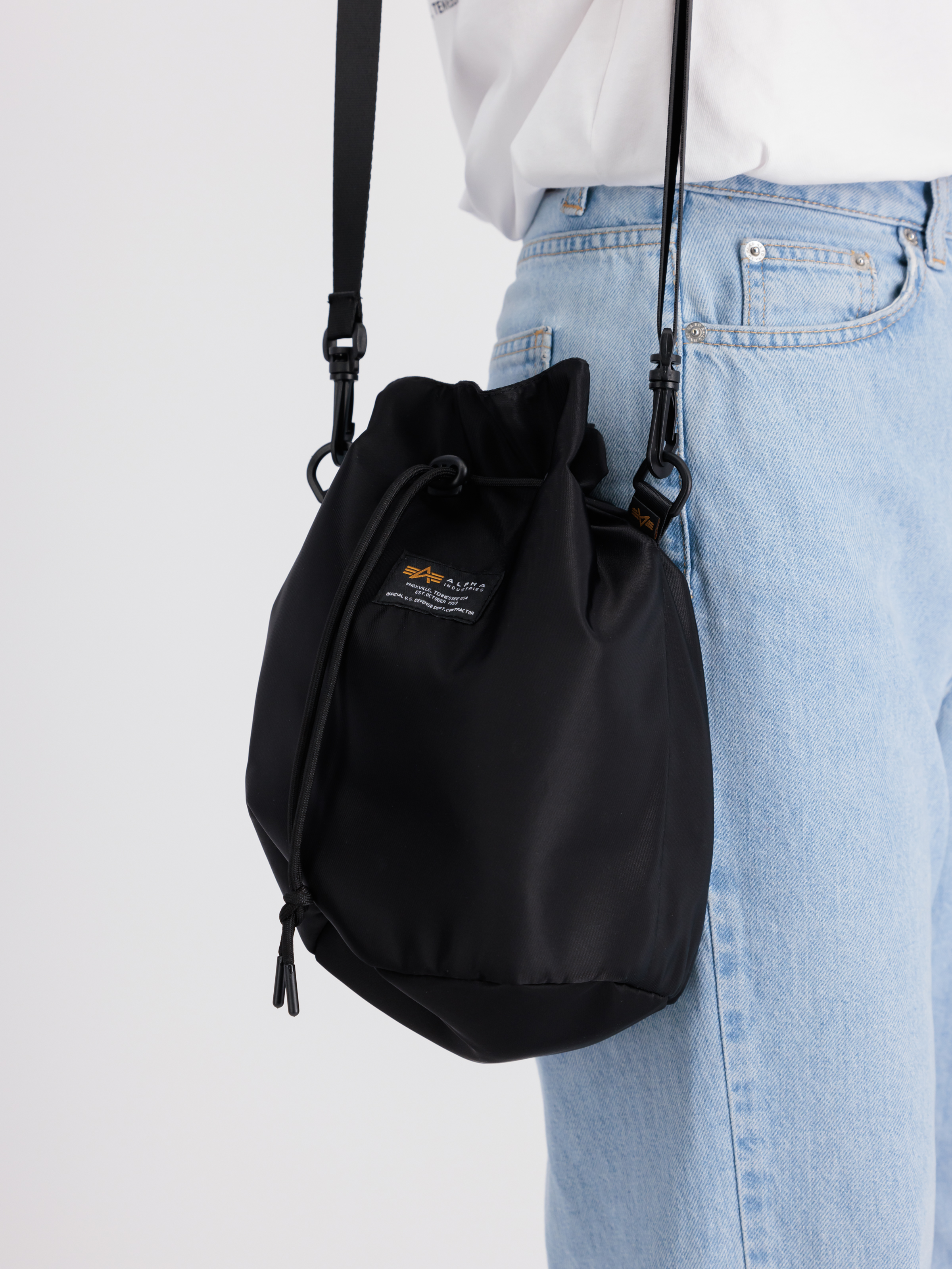 Carry Bag Women black 148944_03_3_detail_00001_97821
