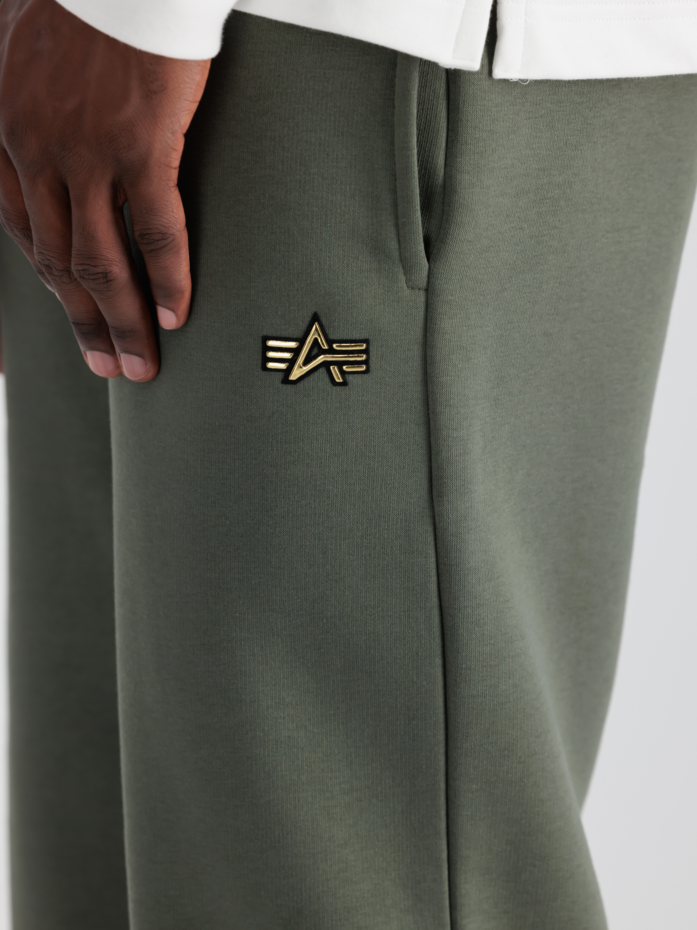 3D Small Logo Jogger dark olive 148364_142_3_detail_00001_98344