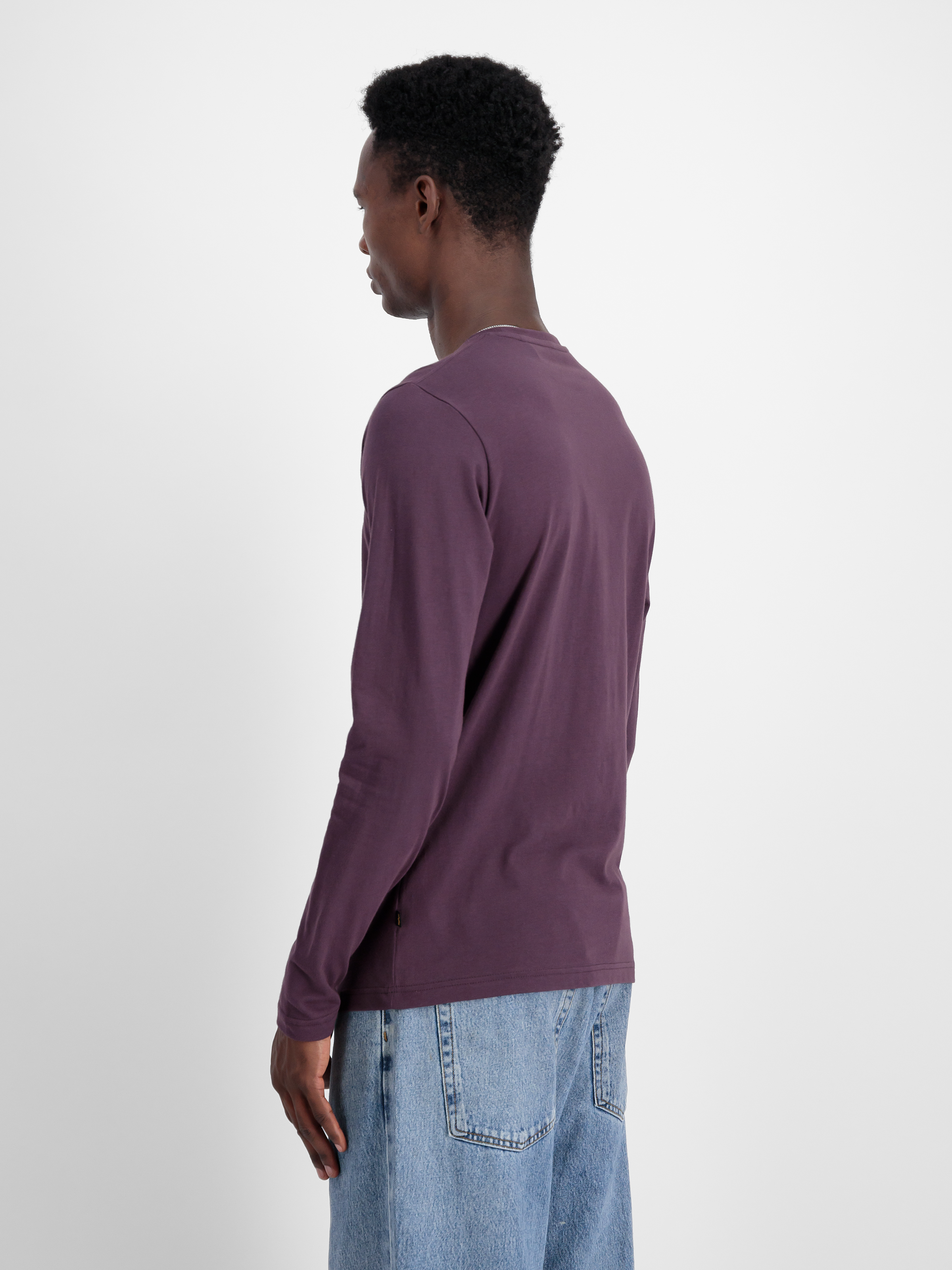 Basic Longsleeve Plum 100510_719_2_model_00004_97071