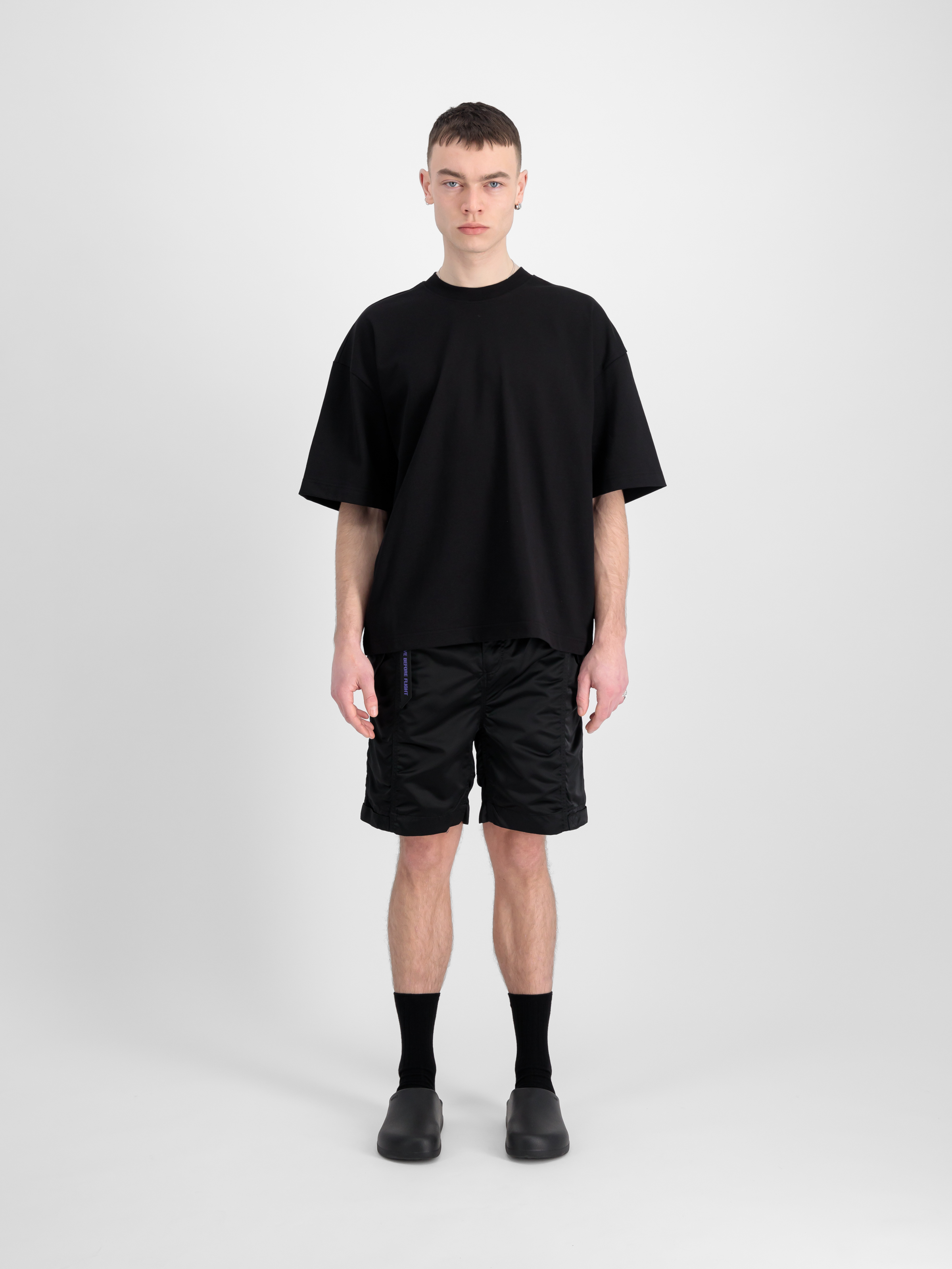 Heavy UV T-Shirt black 146503UV_03_2_model_00001_99716