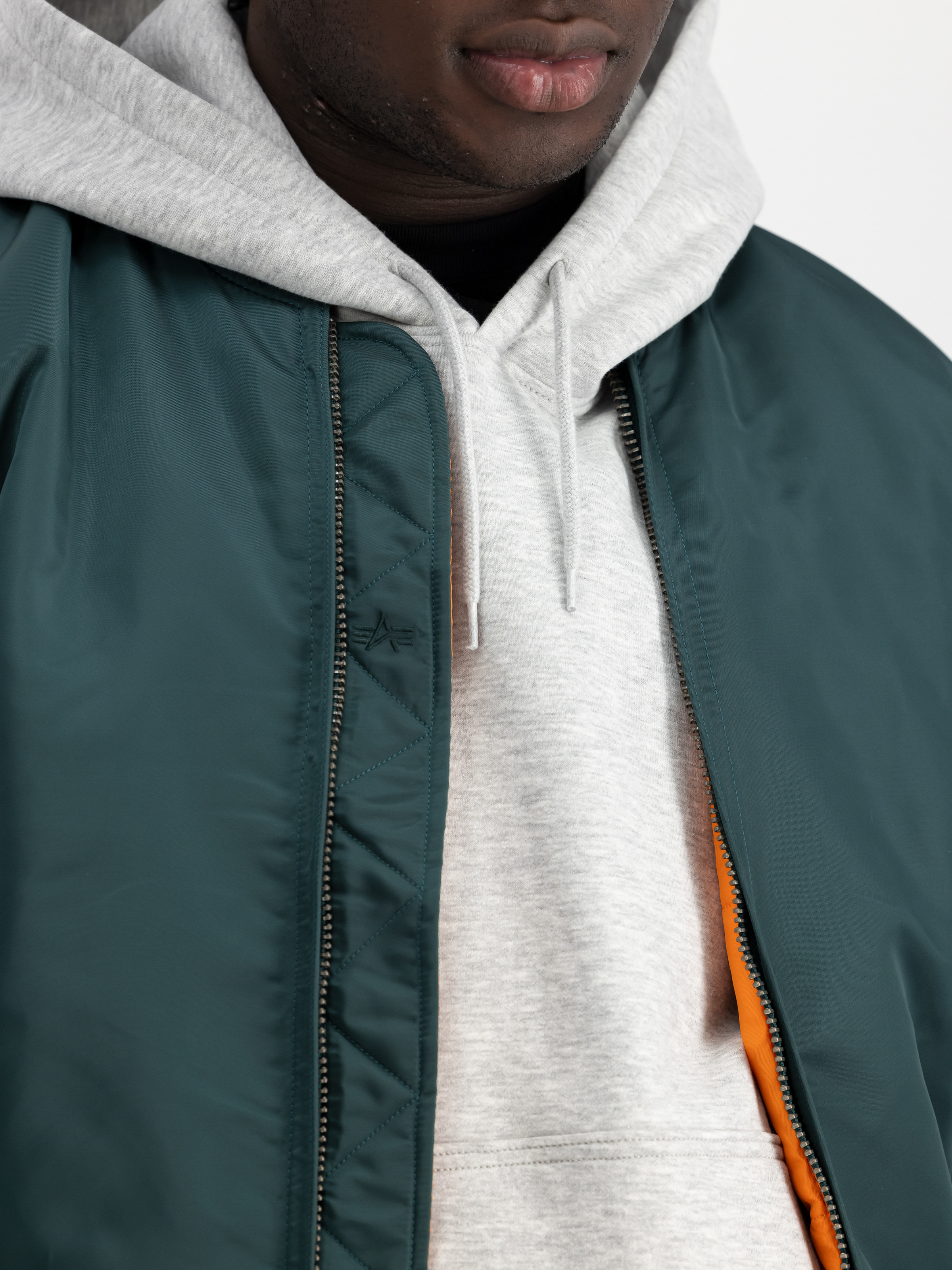 MA-1 VF 59 Vintage Fit Bomber Jacket Force Green 191118_720_3_detail_00001_97082
