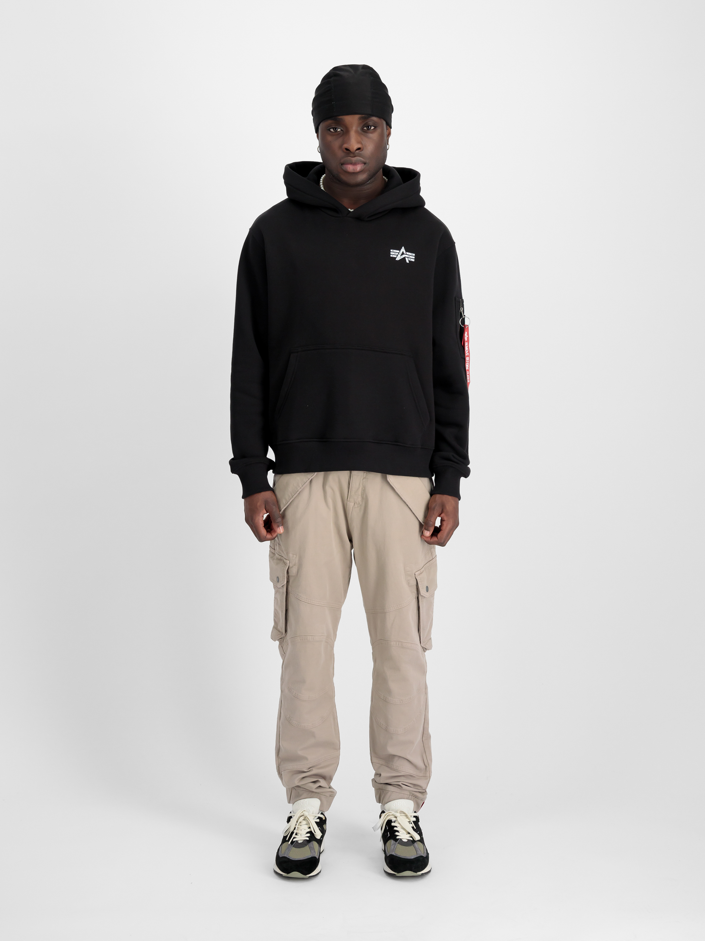 Signature Back Print Hoodie black 148341_03_2_model_00001_98445