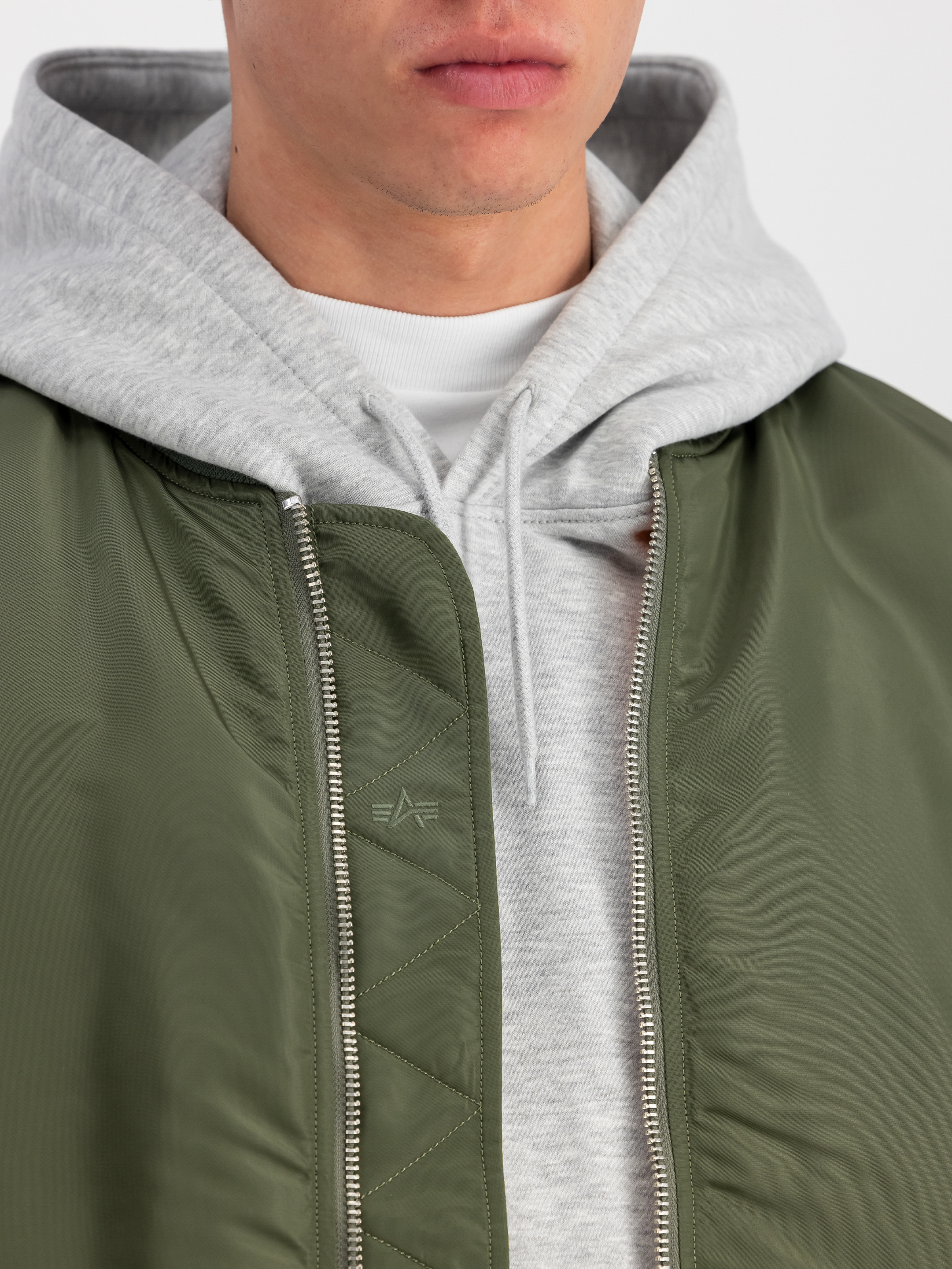 MA-1 Core Summer Bomber Jacket sage-green 136136_01_3_detail_00001_97743