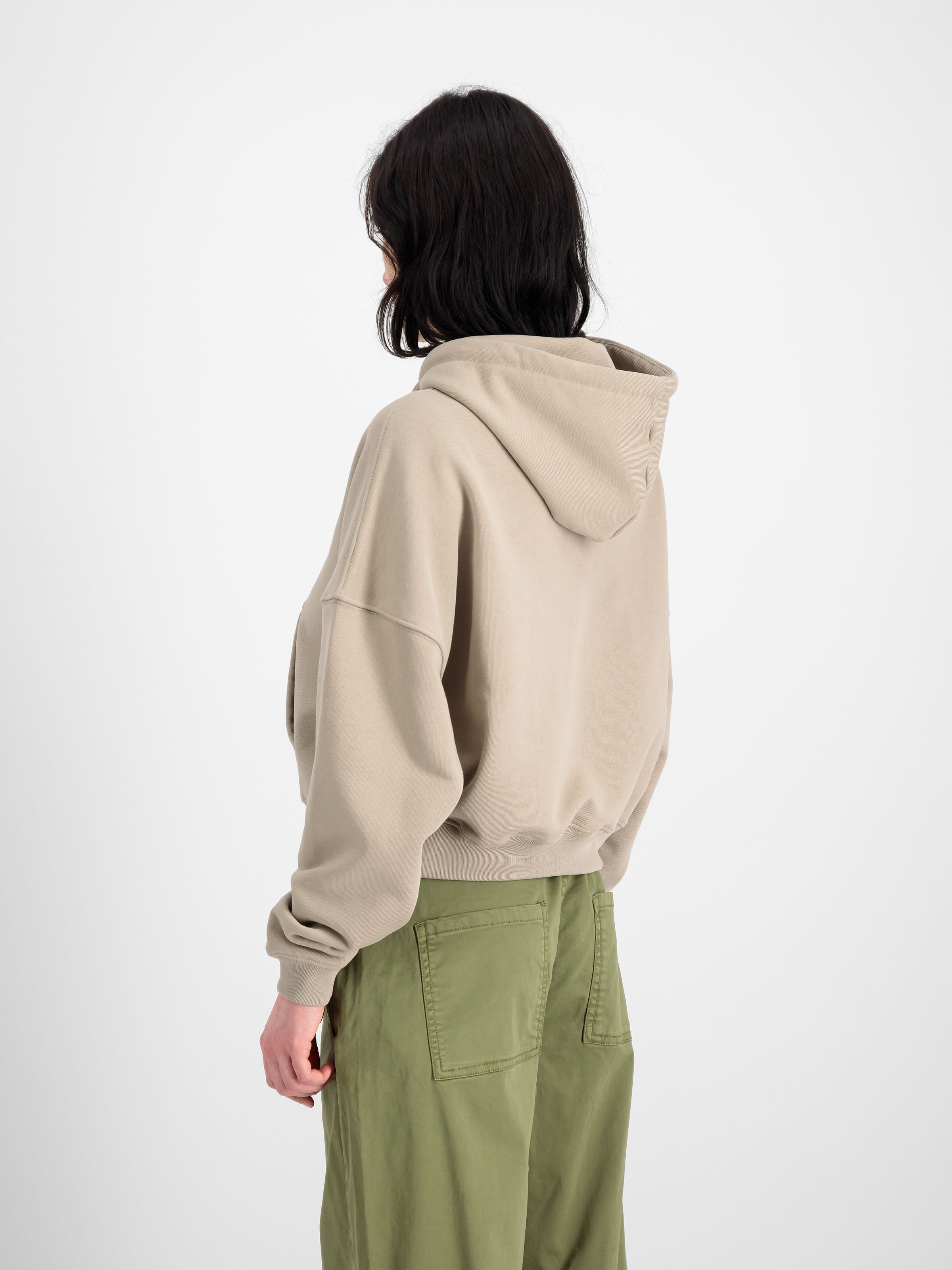 Alpha Essentials Rubber Logo Hoodie Women vintage sand 146041_679_2_model_00004_98276
