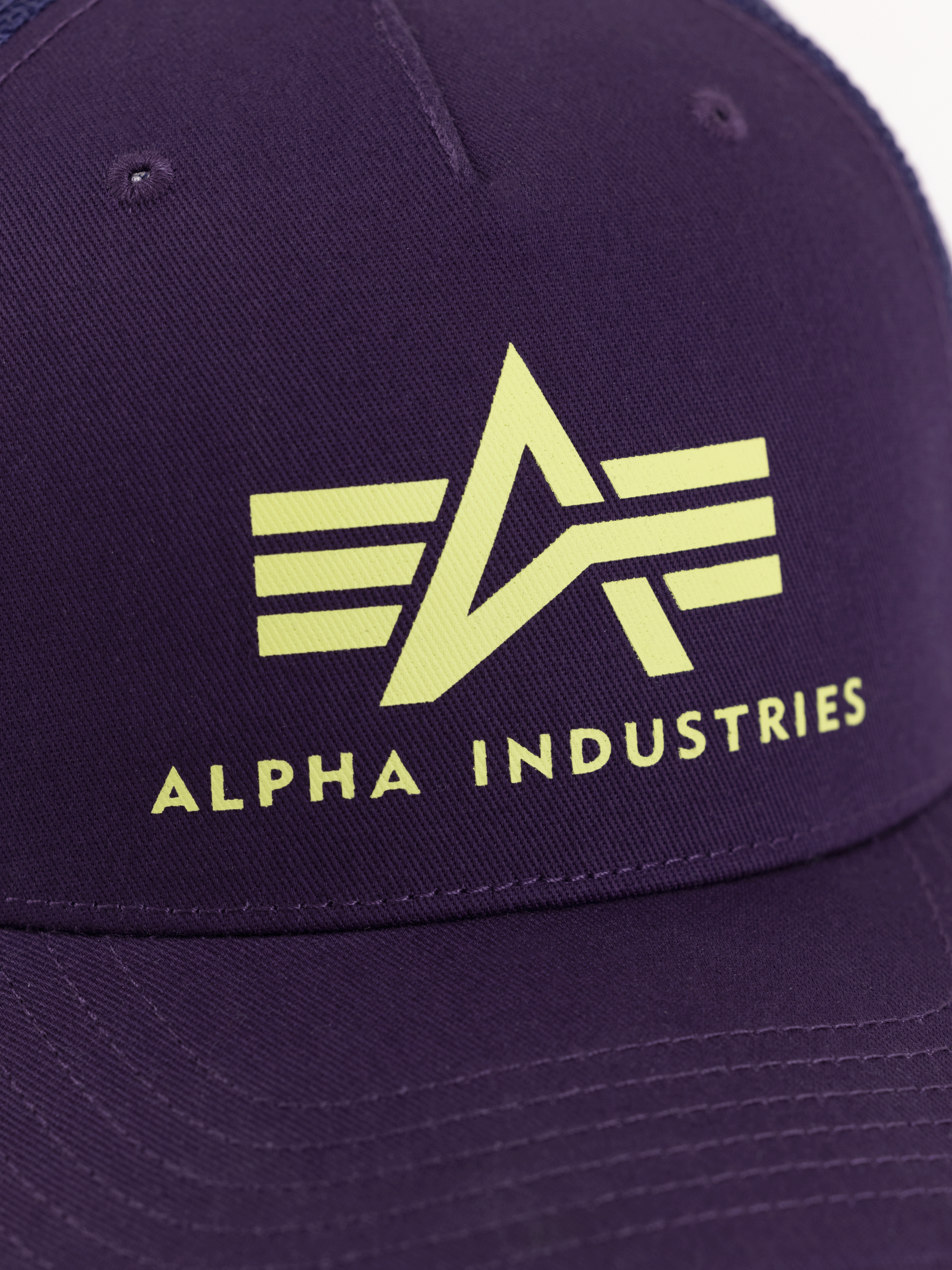 Basic Trucker Cap Plum 186902_719_3_detail_00001_98616