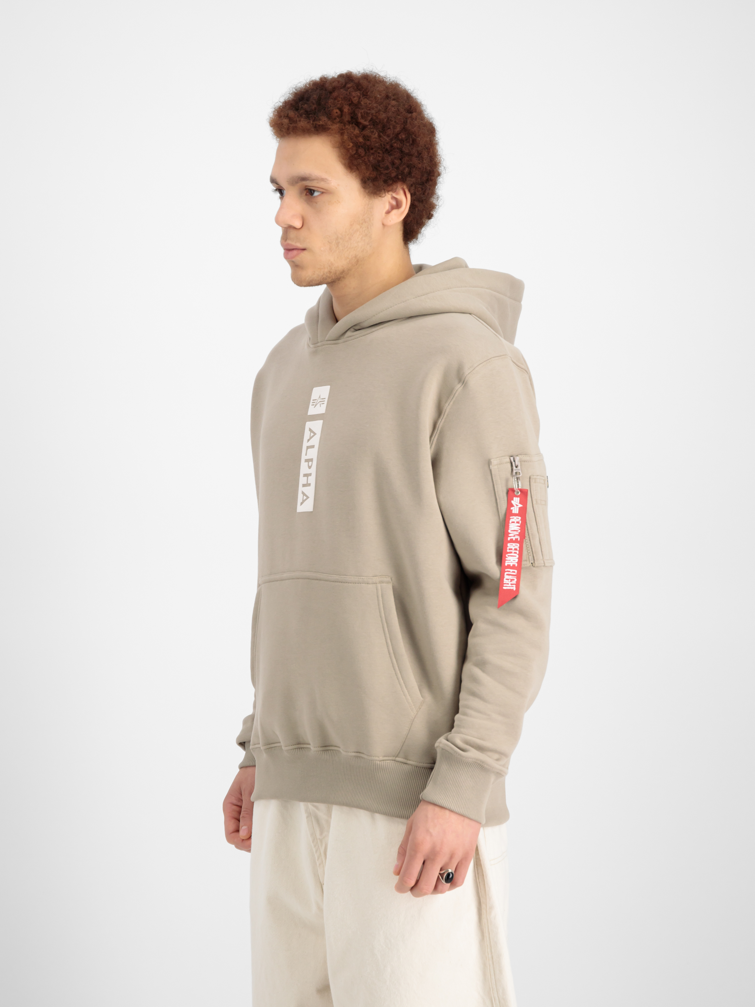 Alpha Puff Print Hoodie vintage sand 146338_679_2_model_00003_99688