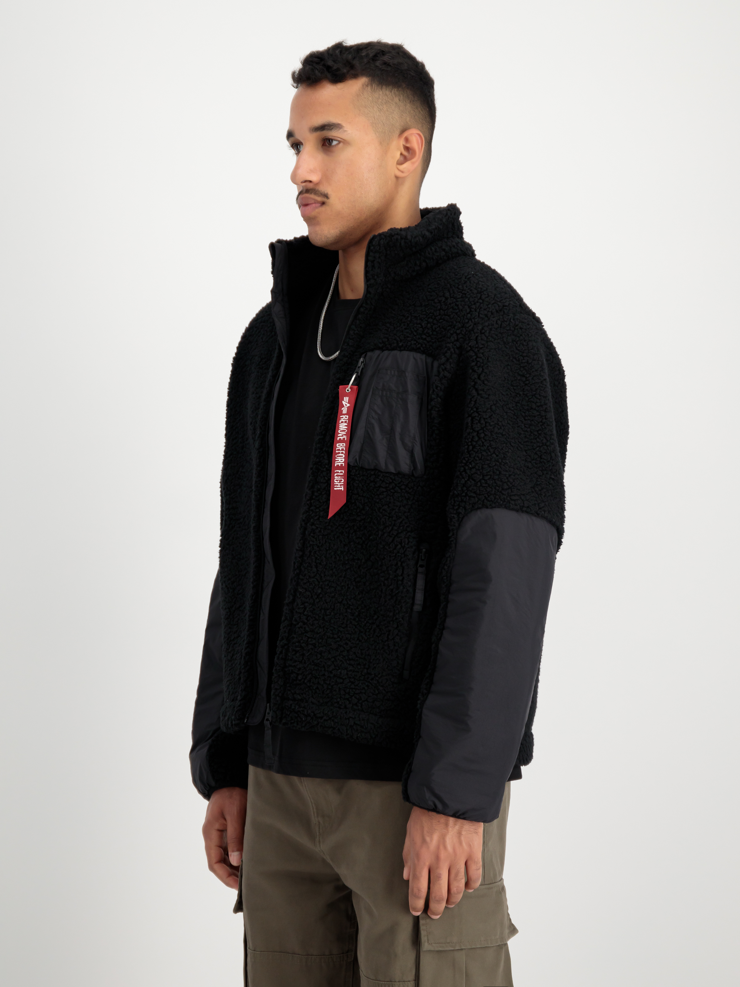 Sherpa Zip-Jacket black 148118_03_2_model_00003_99021