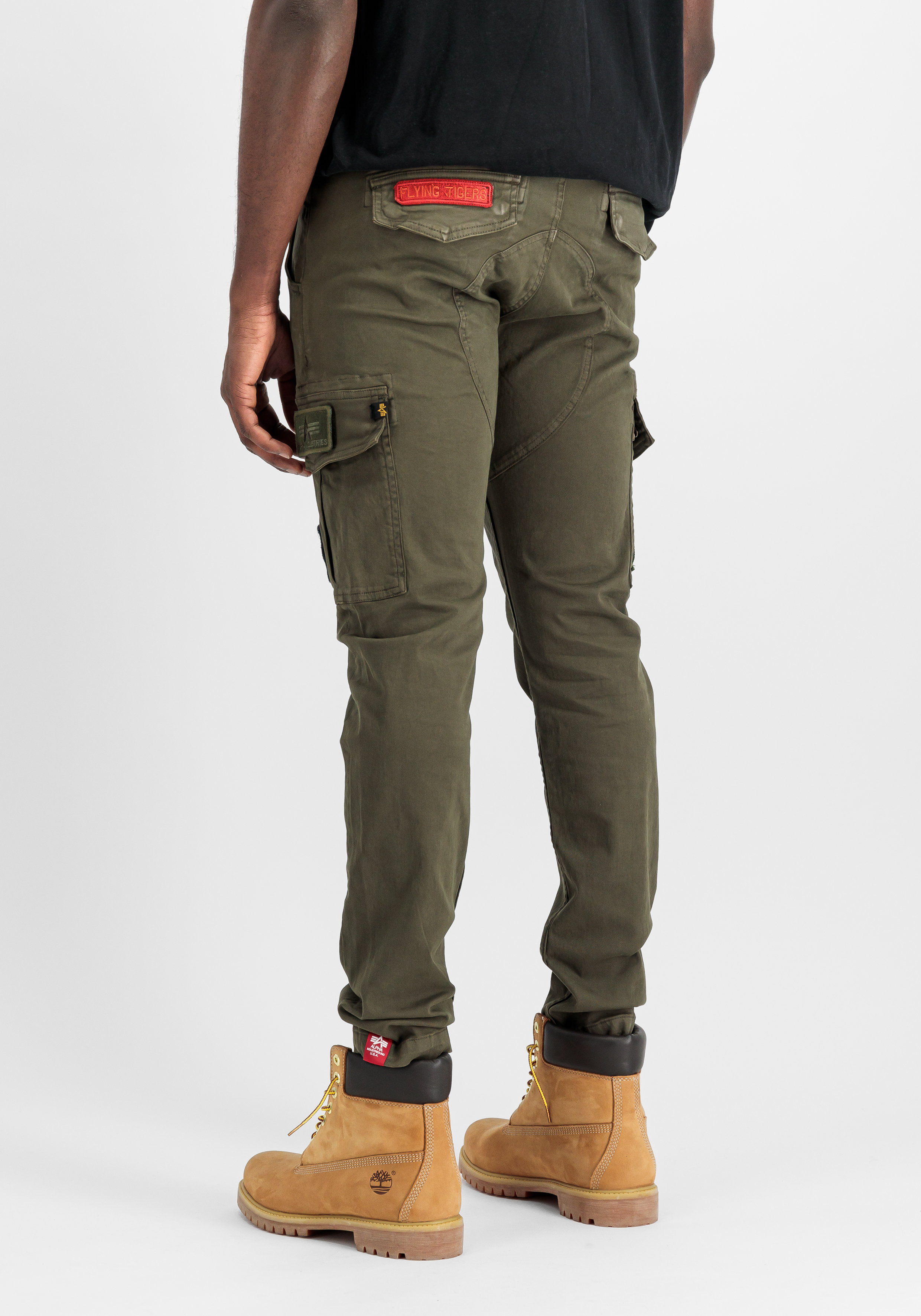 Petrol Patch Pant black olive 178207-413-2-model-00003-18890