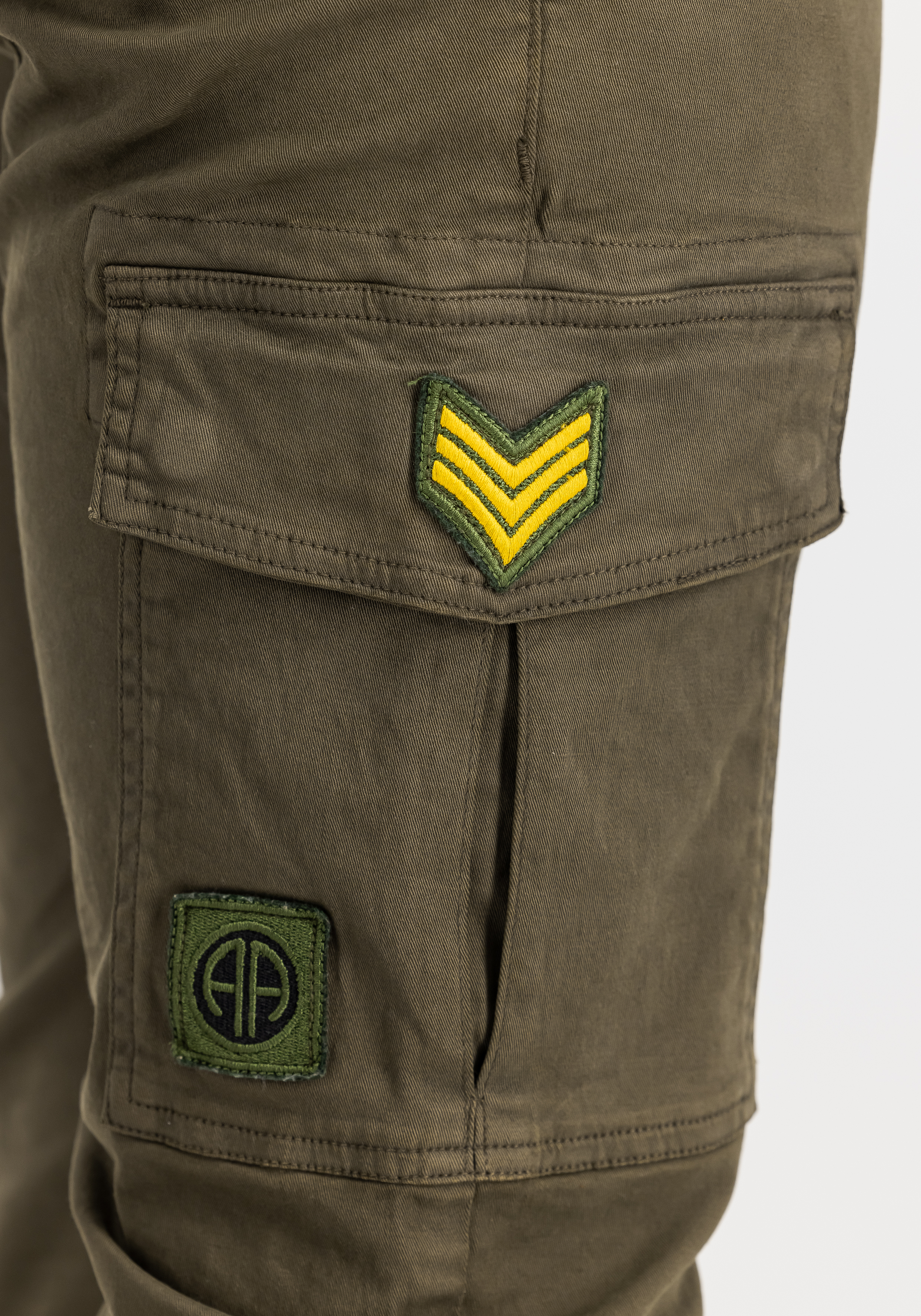 Petrol Patch Pant black olive 178207-413-3-detail-00002-18890