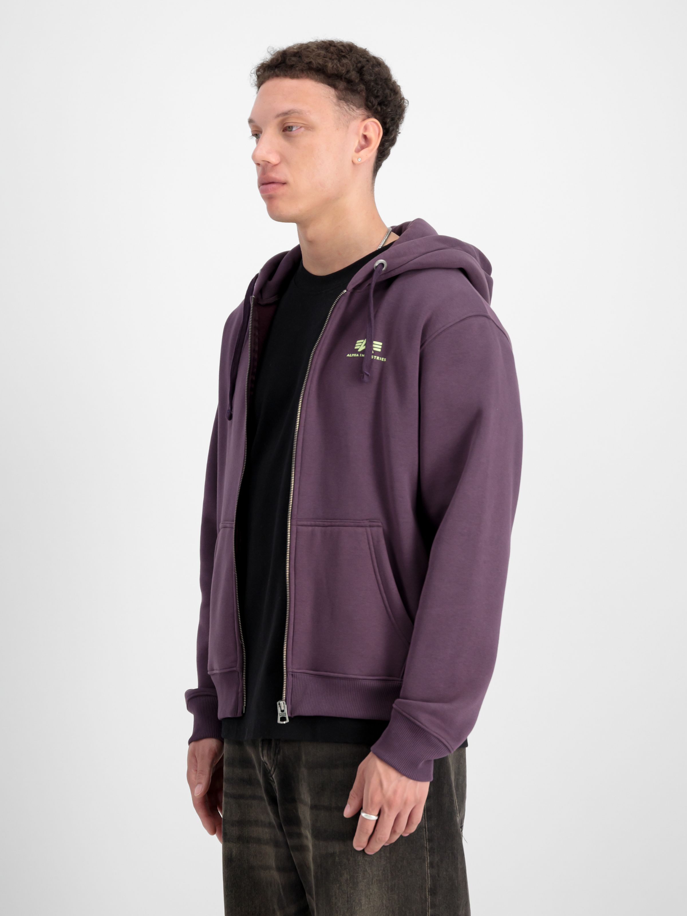 Basic Small Logo Zip Hoodie Plum 118342_719_2_model_00003_97234
