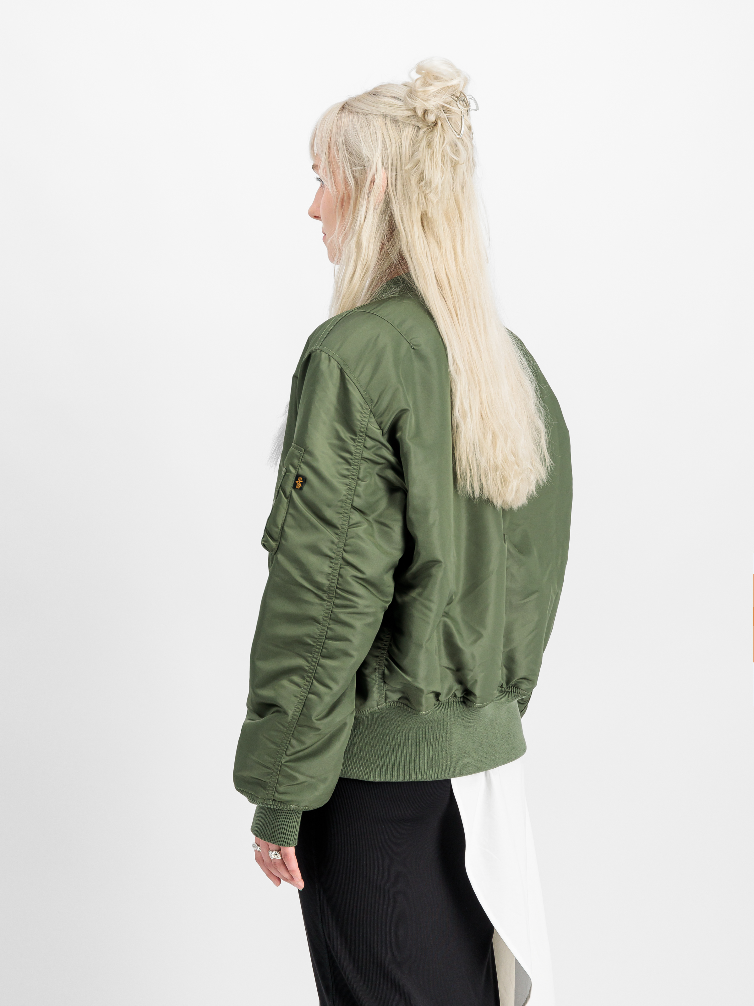 MA-1 Heritage Bomber Jacket sage-green 100101_01_2_model_00004_100852