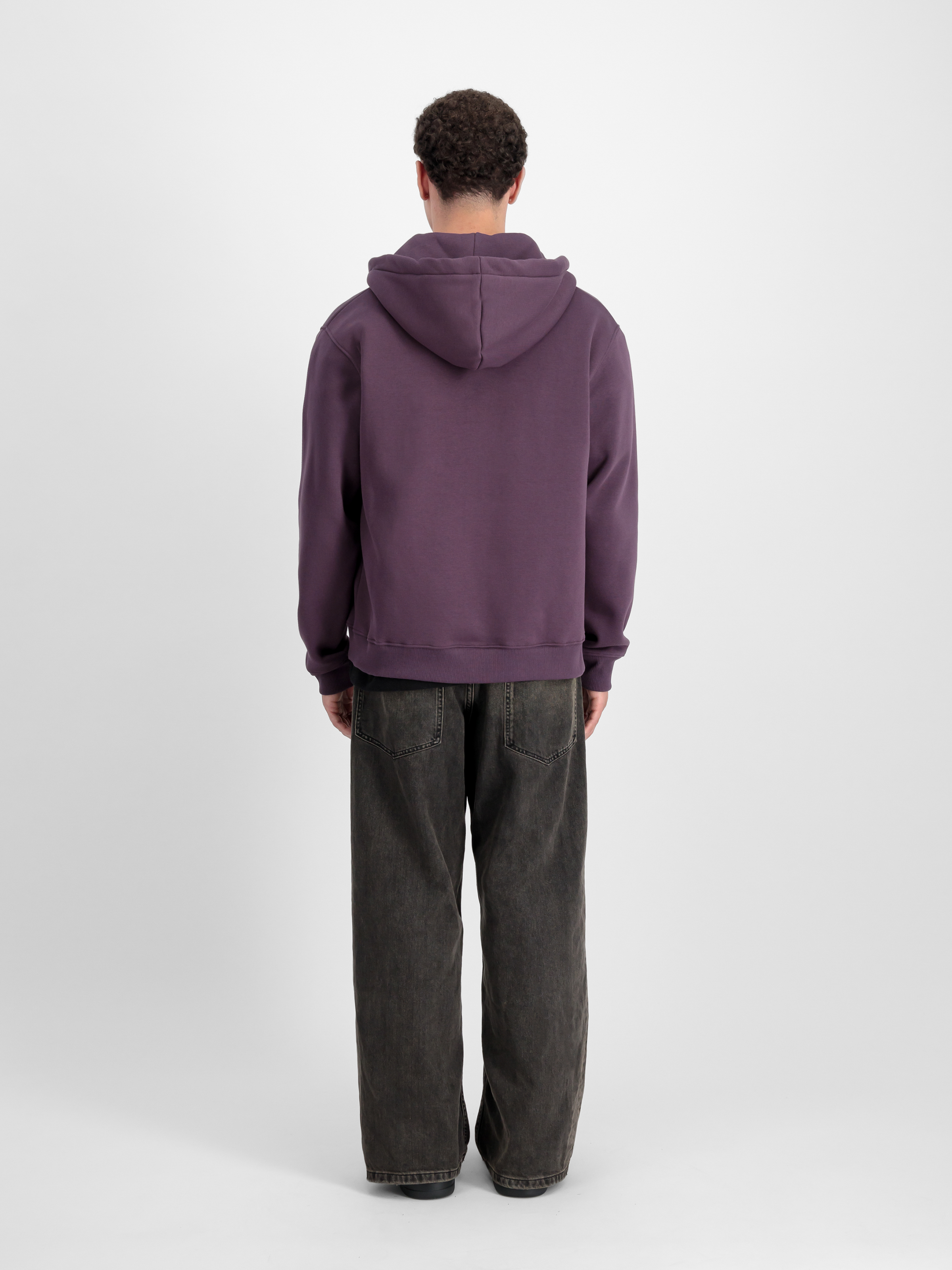 Basic Small Logo Zip Hoodie Plum 118342_719_2_model_00002_97233