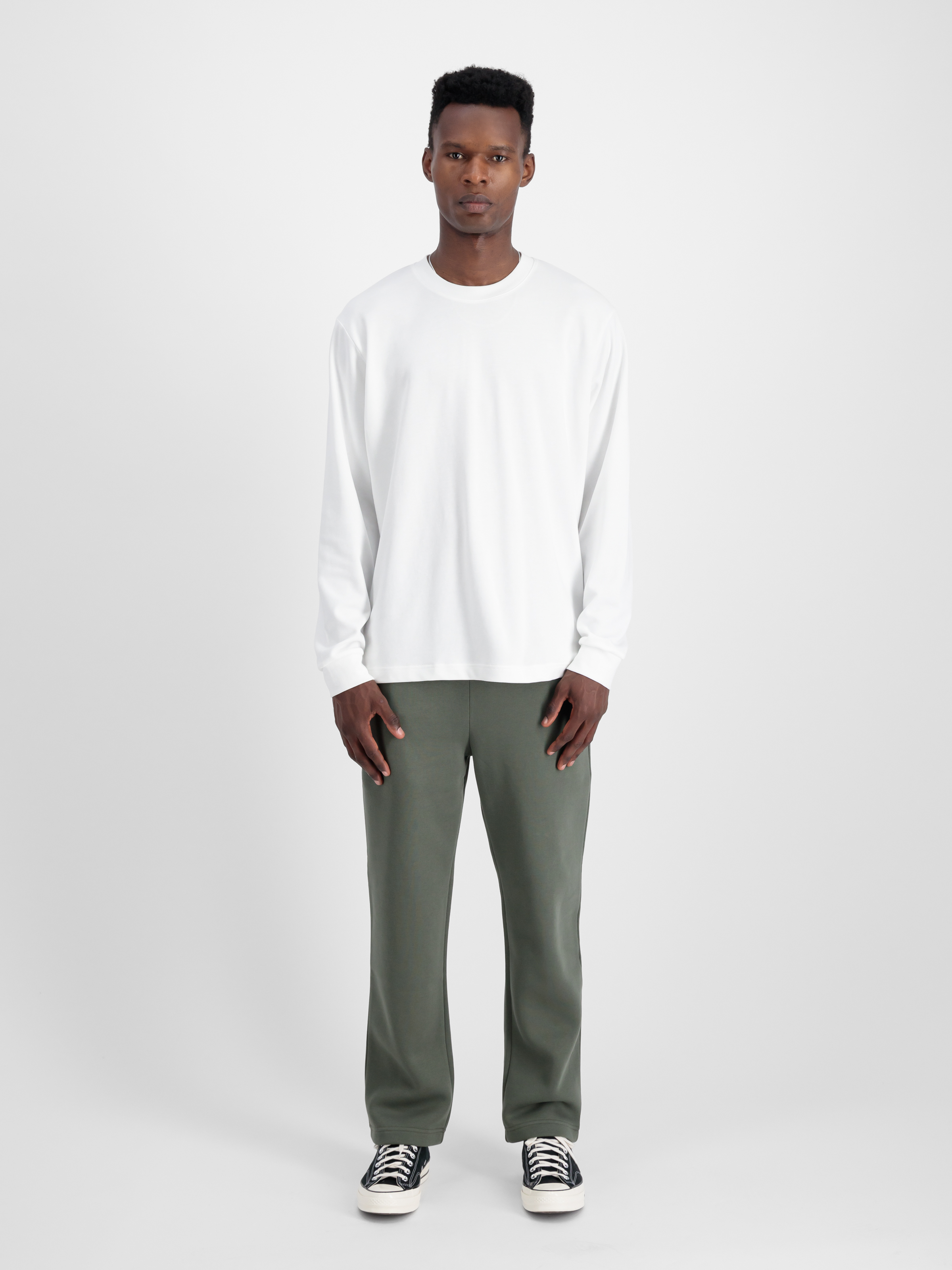 3D Small Logo Jogger dark olive 148364_142_2_model_00001_98342