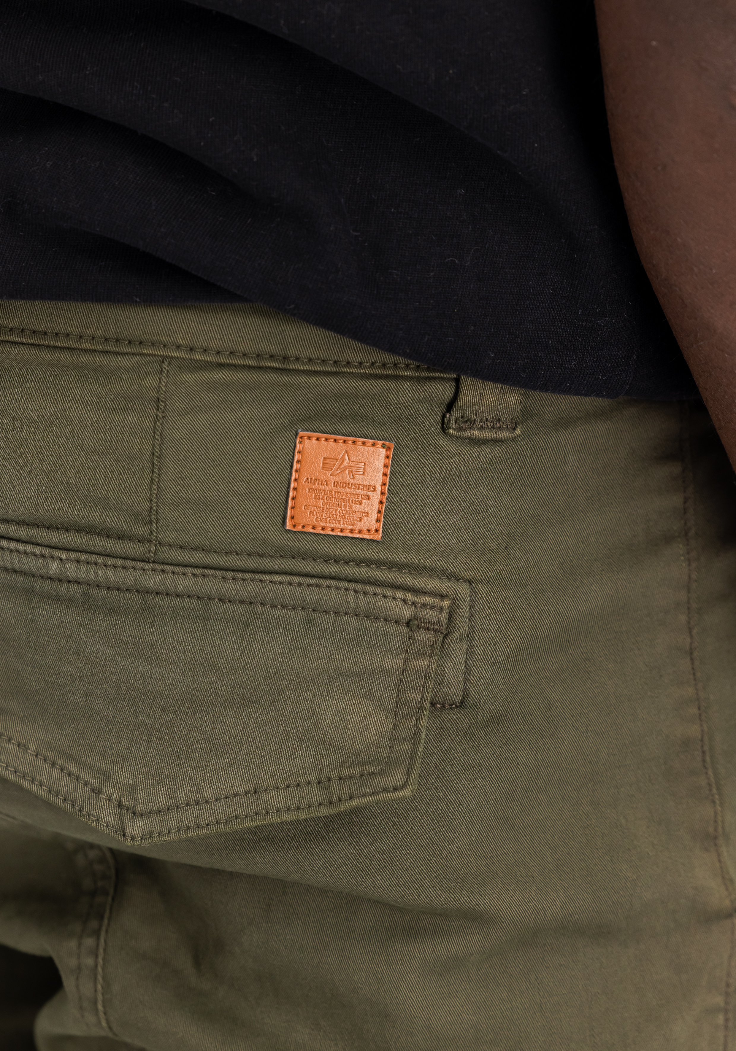 Petrol Patch Pant black olive 178207-413-3-detail-00001-18890