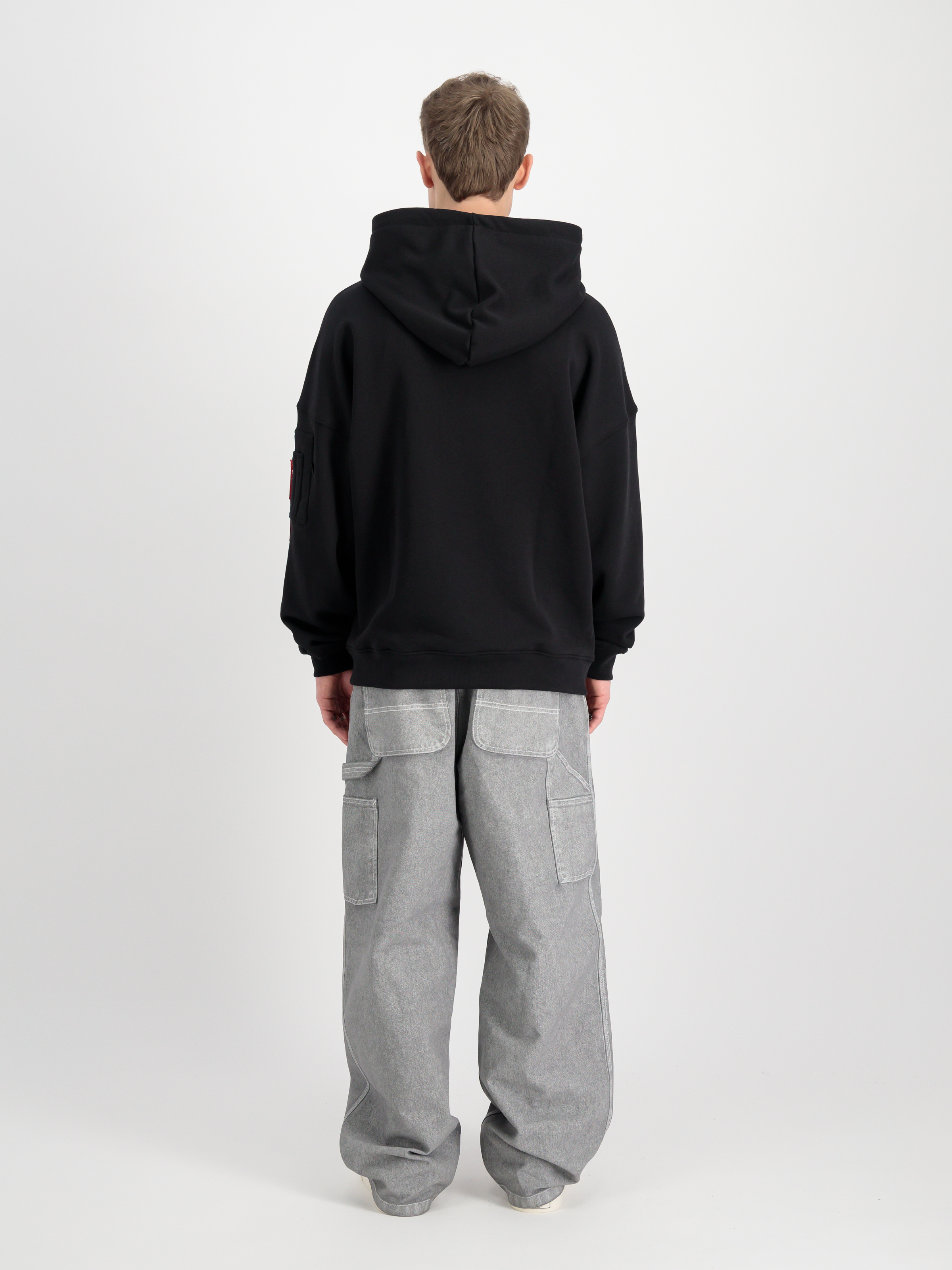 Alpha Essentials Rubber Logo Hoodie black 146335_03_2_model_00002_99328